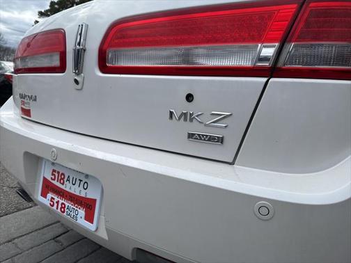 2011 Lincoln MKZ Base