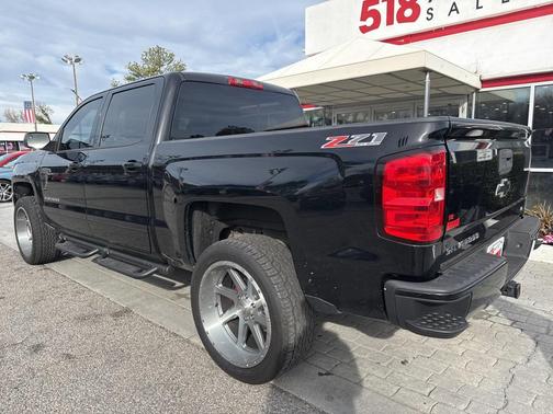 2017 Chevrolet Silverado 1500 2LT