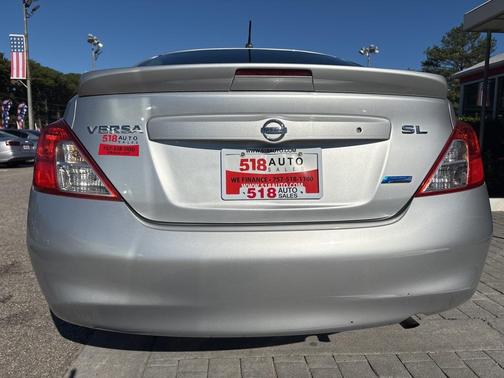 2013 Nissan Versa 1.6 SL