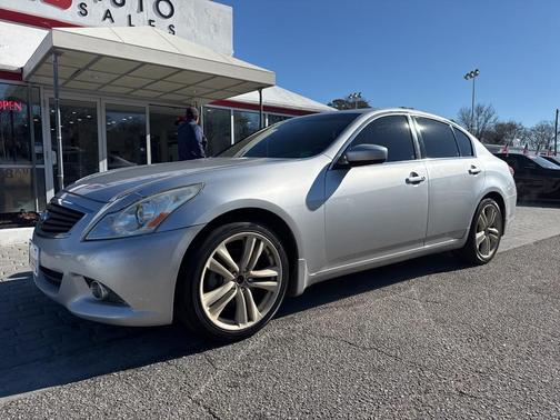 2010 INFINITI G37x Base