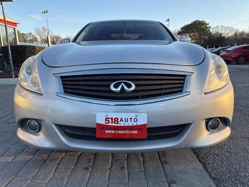 2010 INFINITI G37x Base