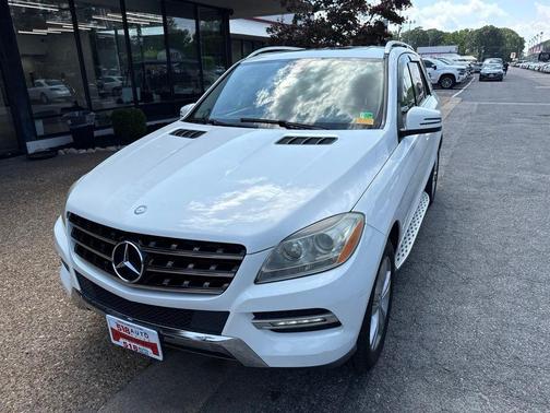 designo Diamond White Metallic 2015 Mercedes-Benz M-Class 4MATIC
