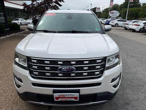 White Platinum Clearcoat Metallic 2017 Ford Explorer Limited