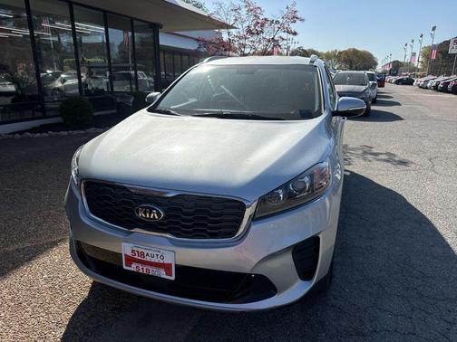 Sparkling Silver 2020 Kia Sorento LX