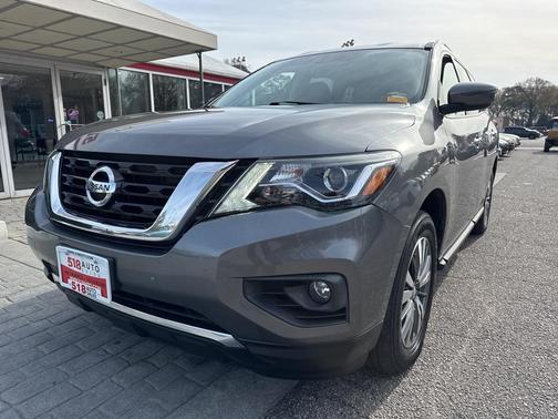2020 Nissan Pathfinder SV 4WD