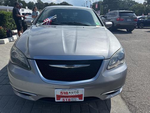 2014 Chrysler 200 Touring