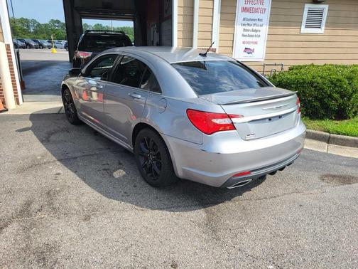 2014 Chrysler 200 Touring
