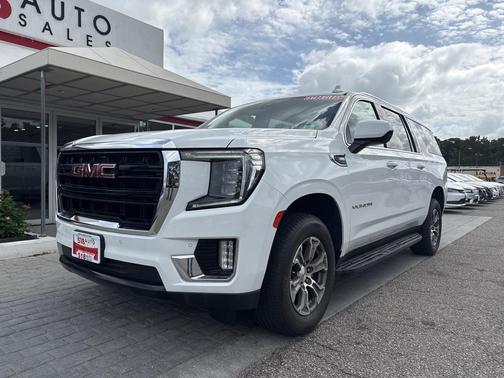 2022 GMC Yukon XL SLE