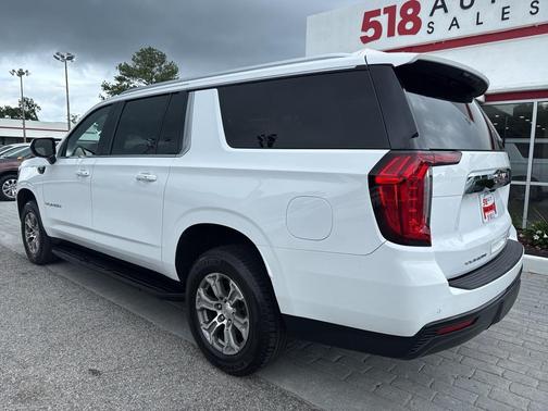 2022 GMC Yukon XL SLE