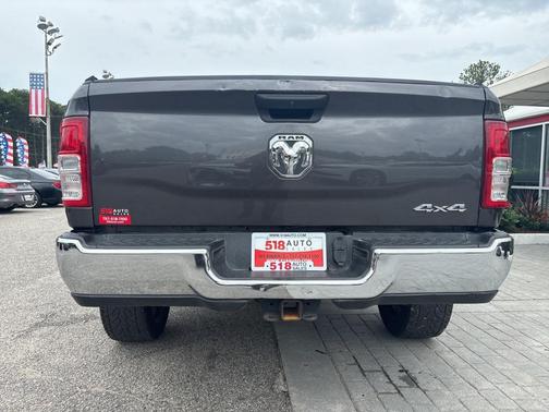 2021 RAM 2500 Tradesman Crew Cab 4x4 8' Box