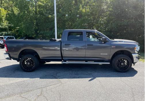2021 RAM 2500 Tradesman Crew Cab 4x4 8' Box