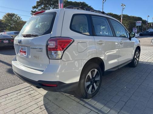 2017 Subaru Forester 2.5i