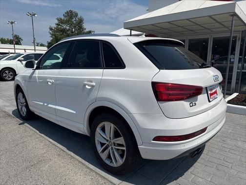 2017 Audi Q3 2.0T Premium