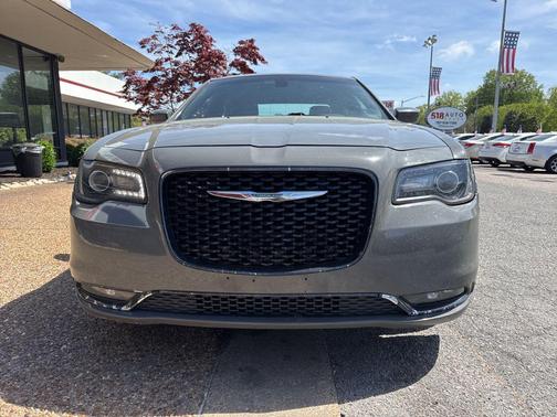 Ceramic Gray Clearcoat 2019 Chrysler 300 S