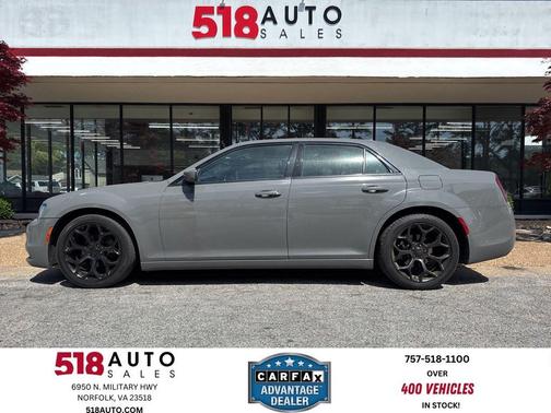 Ceramic Gray Clearcoat 2019 Chrysler 300 S