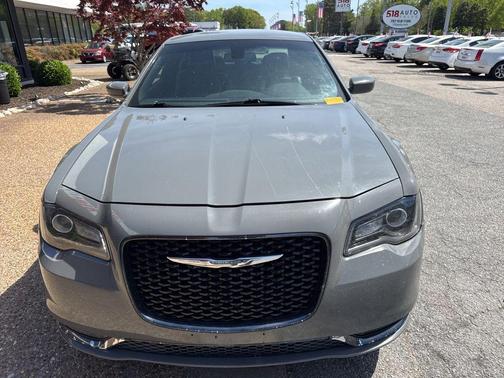 Ceramic Gray Clearcoat 2019 Chrysler 300 S