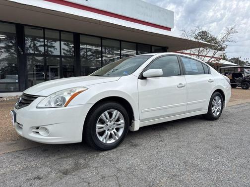 Winter Frost Pearl 2012 Nissan Altima 2.5 S