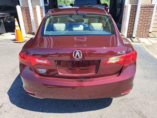 2014 Acura ILX 2.0L w/Premium Package