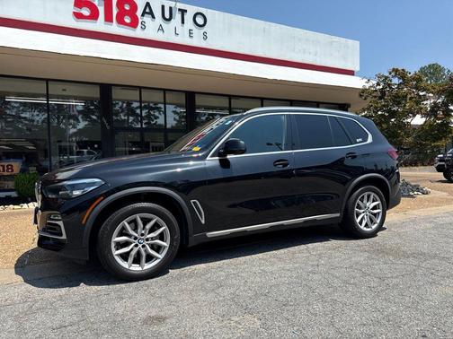 Black Sapphire Metallic 2020 BMW X5 xDrive40i