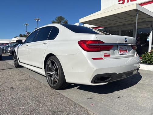 2016 BMW 740 740i
