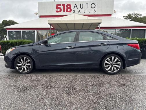 2011 Hyundai SONATA SE