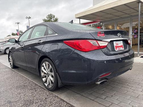 2011 Hyundai SONATA SE