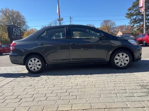 2010 Toyota Yaris Base