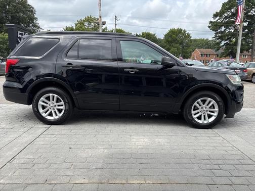 2016 Ford Explorer Base