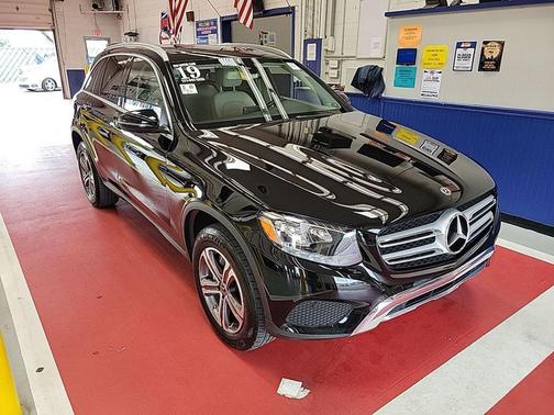 2019 Mercedes-Benz GLC 300 4MATIC