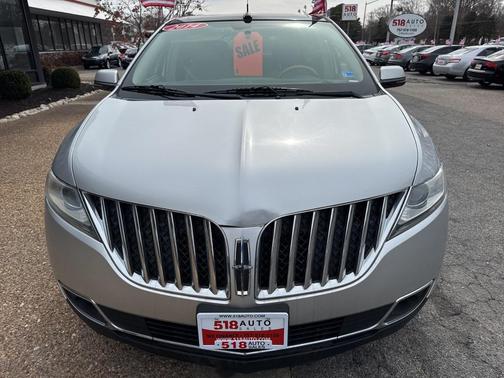 2014 Lincoln MKX Base