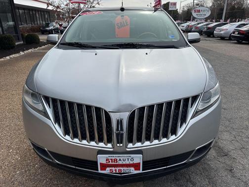 2014 Lincoln MKX Base