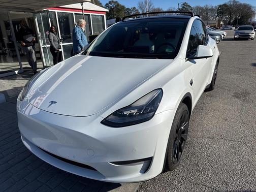 2021 Tesla Model Y Long Range Dual Motor All-Wheel Drive