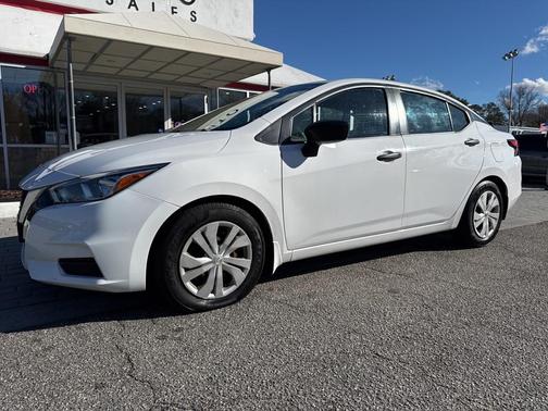 2020 Nissan Versa 1.6 S