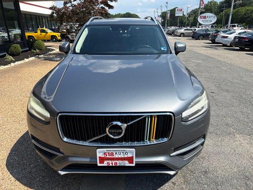 Gray Metallic 2016 Volvo XC90 T6 Momentum