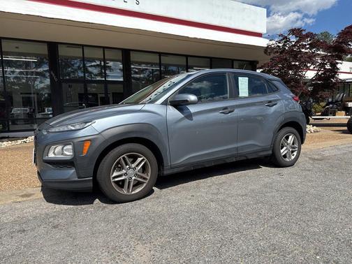 Sonic Silver 2021 Hyundai KONA SE