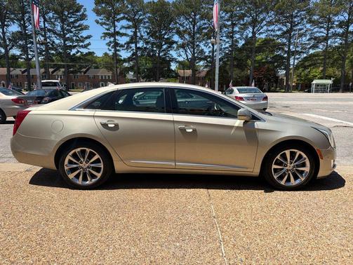 Silver Coast Metallic 2014 Cadillac XTS Luxury