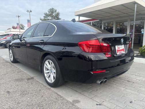 2015 BMW 528 528i