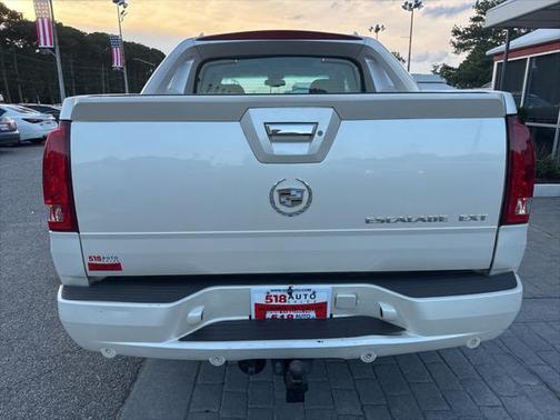 2006 Cadillac Escalade EXT Base