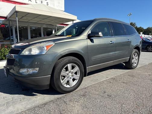 2011 Chevrolet Traverse 2LT
