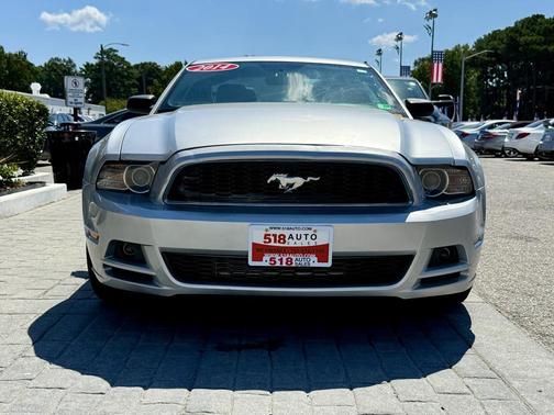 2014 Ford Mustang V6