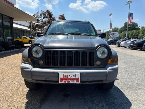 Dark Khaki Pearl 2005 Jeep Liberty Sport