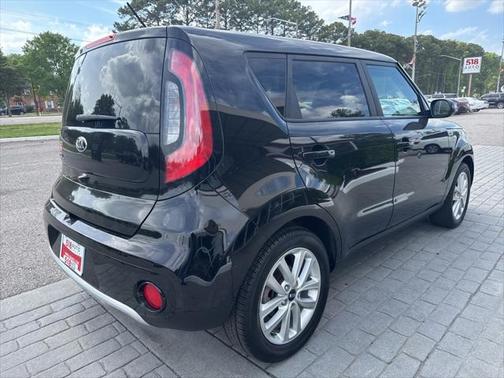 2017 Kia Soul +