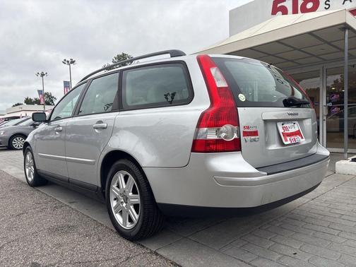 2006 Volvo V50 2.4i