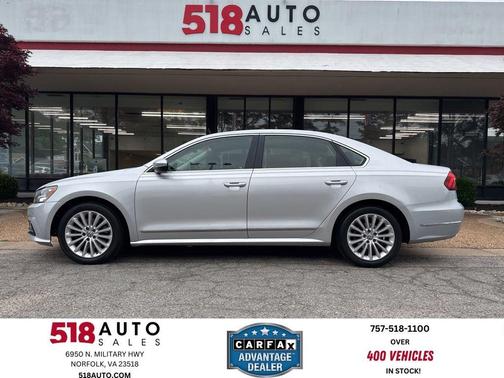 Reflex Silver Metallic 2017 Volkswagen Passat 1.8T SE