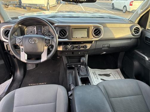 2017 Toyota Tacoma SR5