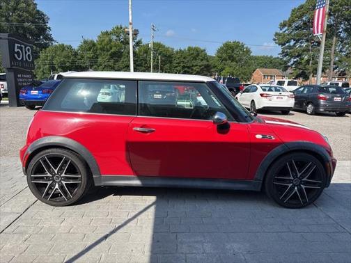 2006 MINI Cooper S Base