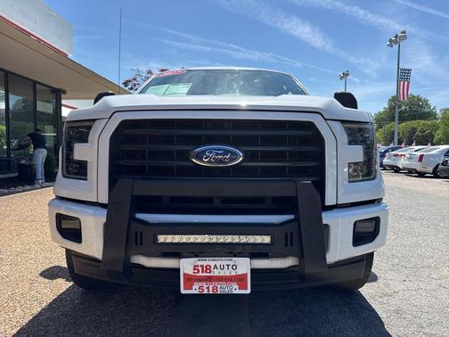Oxford White 2017 Ford F-150 XLT