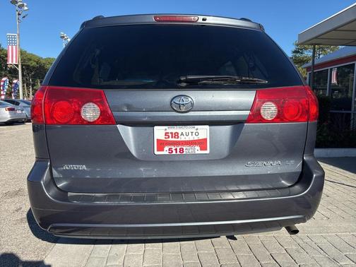 2007 Toyota Sienna LE