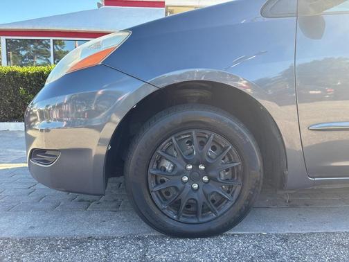 2007 Toyota Sienna LE