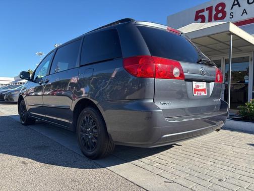2007 Toyota Sienna LE